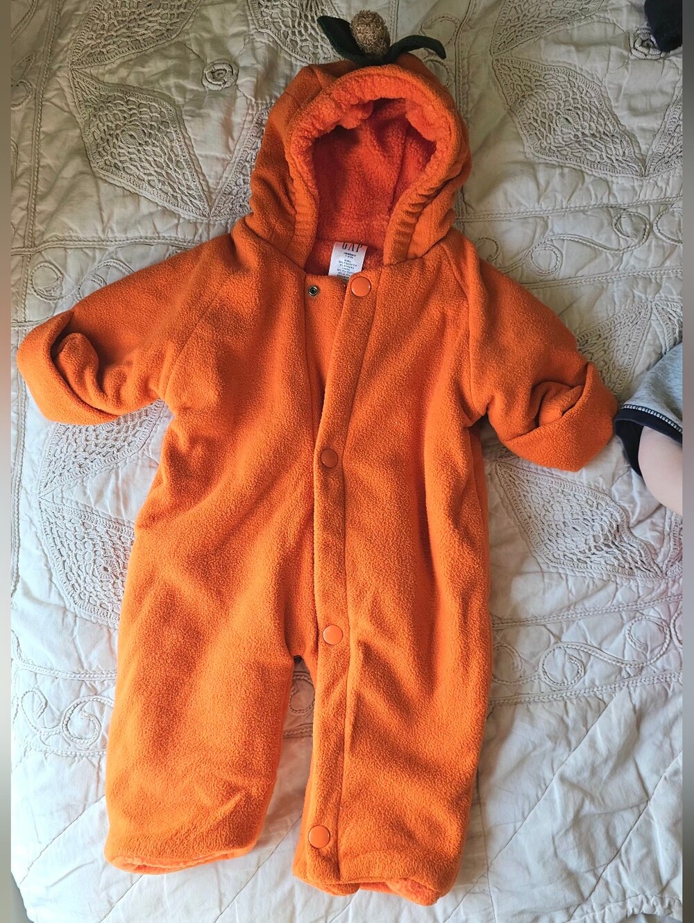 GAP Infant Pumpkin Fleece One-Piece Romper